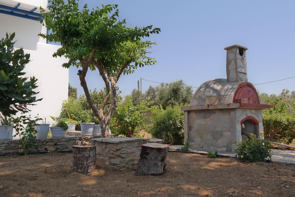 Maroussa Studios Agia Anna  Esterno foto